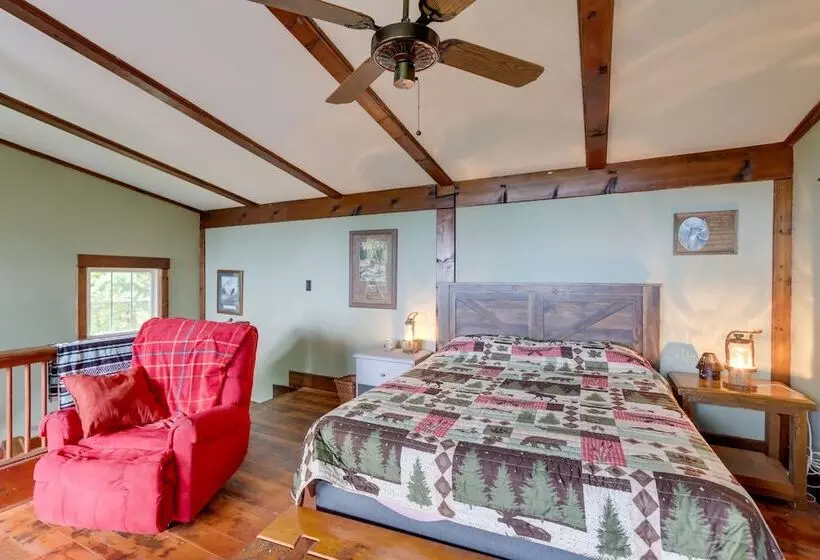 Mountaintop Ellijay Cabin W/ Private Hot Tub