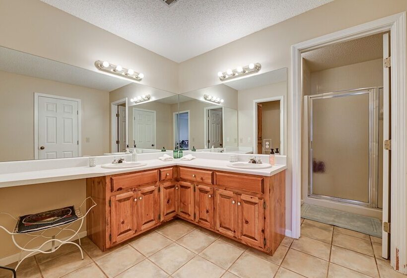 Peaceful Warm Springs Home W/ Pool Access!