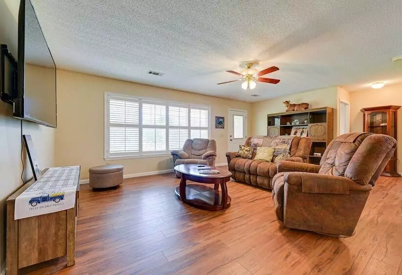 Peaceful Warm Springs Home W/ Pool Access!