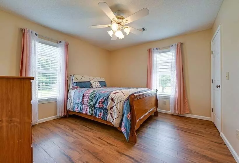 Peaceful Warm Springs Home W/ Pool Access!