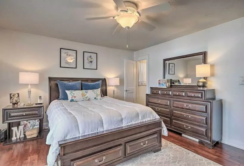 Pet Friendly Lake Sinclair Home W/ Boat Dock!