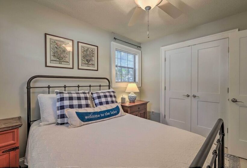 Pet Friendly Lake Sinclair Home W/ Boat Dock!