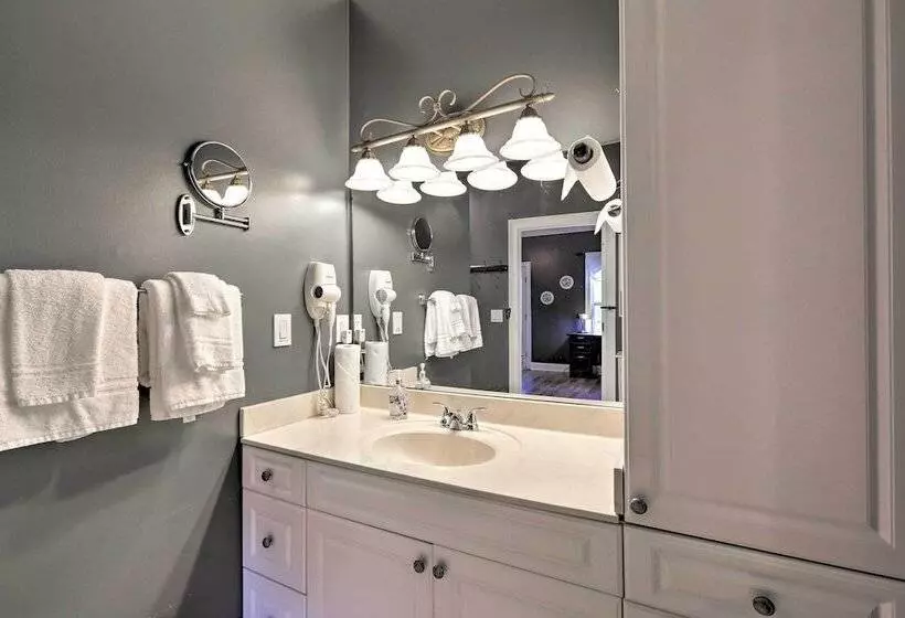 Waterfront Home On Jackson Lake W/ Dock