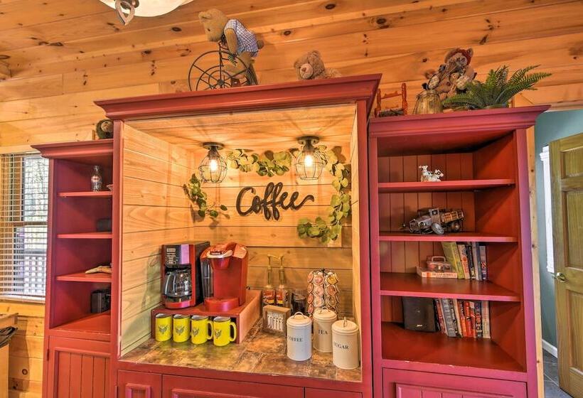 Private Cartecay River Home W/ Hot Tub & Game Room