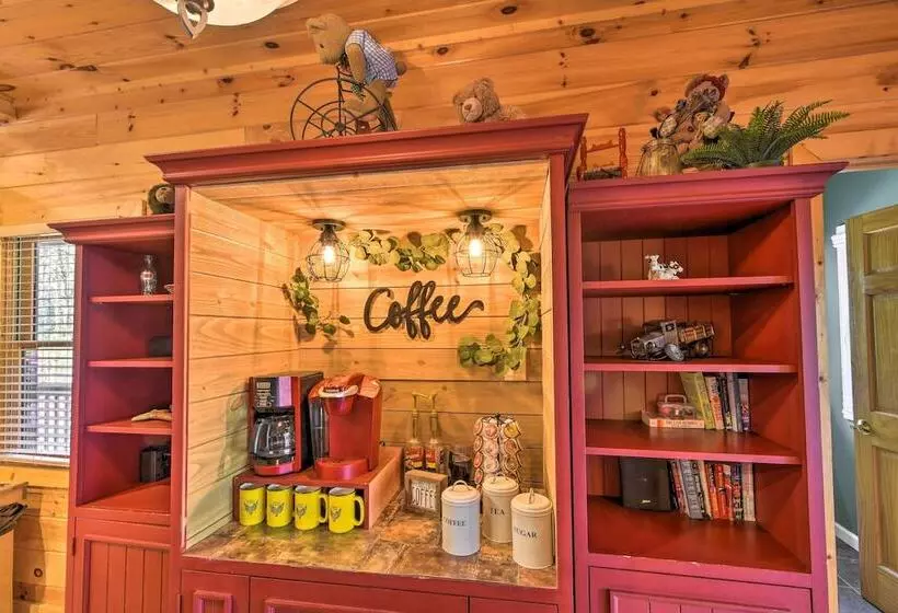 Private Cartecay River Home W/ Hot Tub & Game Room