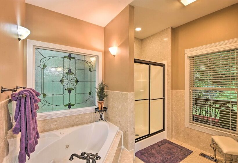 Private Cartecay River Home W/ Hot Tub & Game Room