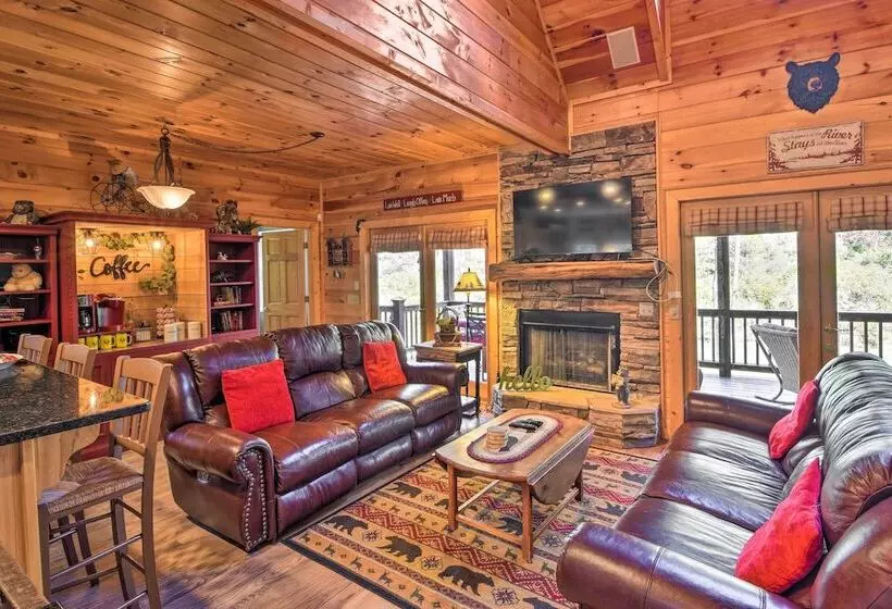 Private Cartecay River Home W/ Hot Tub & Game Room
