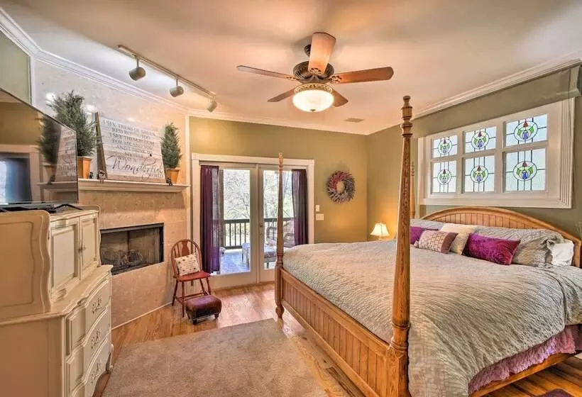 Private Cartecay River Home W/ Hot Tub & Game Room