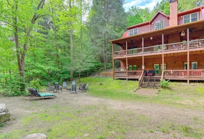 Private Cartecay River Home W/ Hot Tub & Game Room