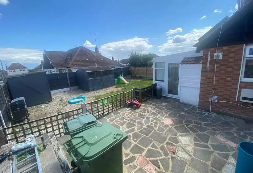Residenssi Beautiful 4 Bed House In Billericay