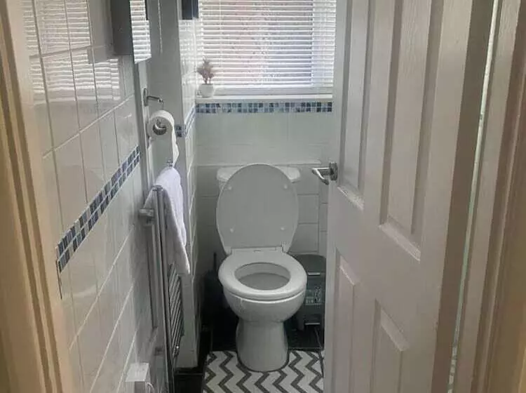 Residenssi Beautiful 4 Bed House In Billericay