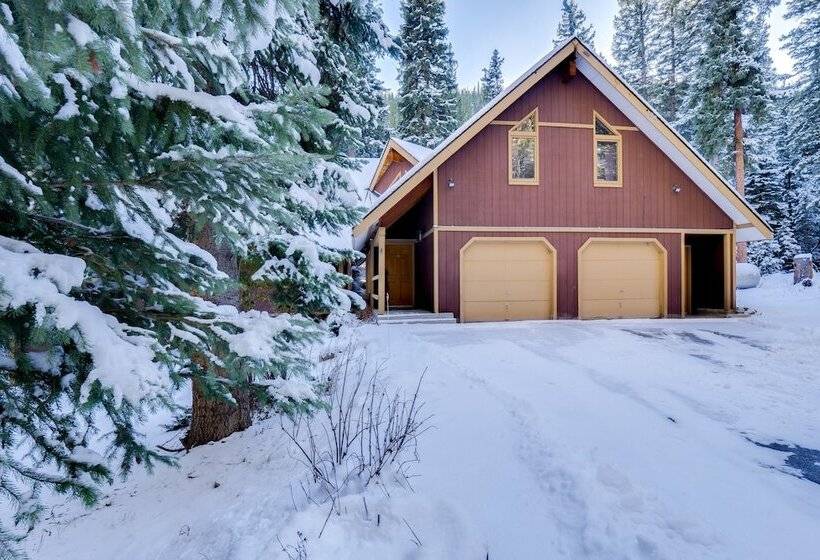 Riverside Colorado Cabin W/ Deck & Hot Tub