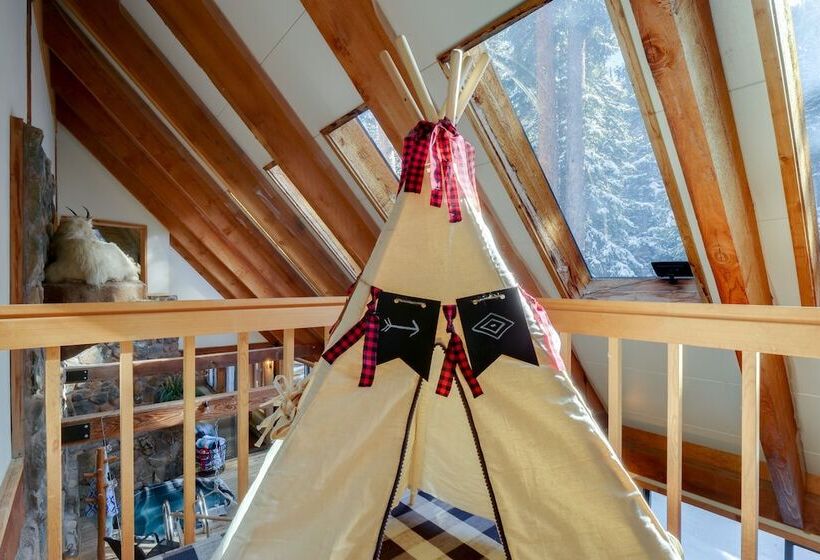 Riverside Colorado Cabin W/ Deck & Hot Tub