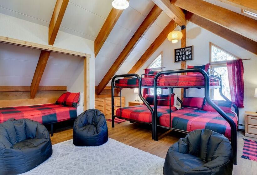 Riverside Colorado Cabin W/ Deck & Hot Tub