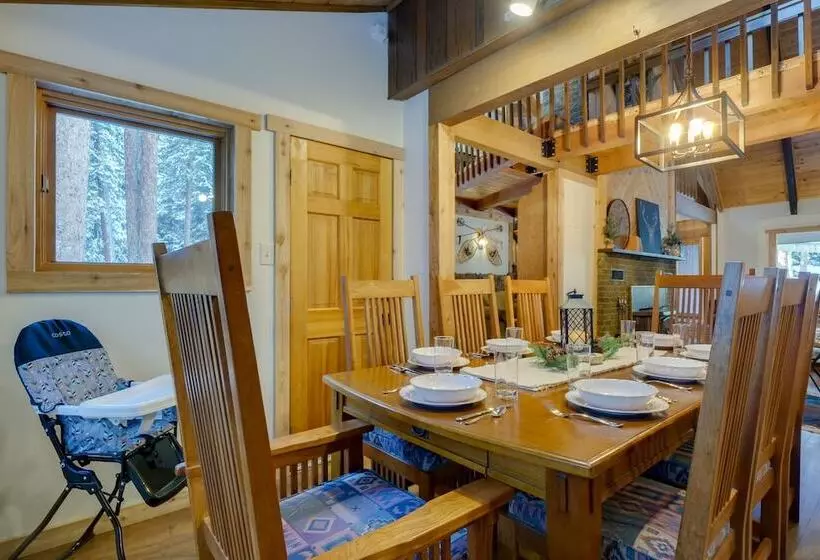 Riverside Colorado Cabin W/ Deck & Hot Tub