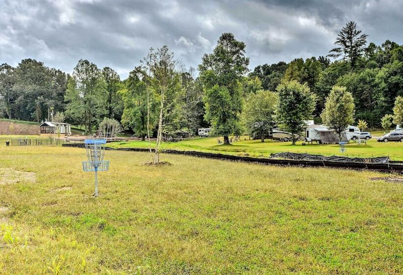 Secluded Morganton Tiny Home W/ Grills!