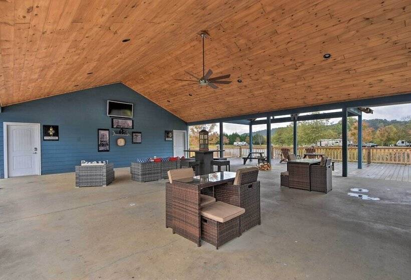 Secluded Morganton Tiny Home W/ Grills!