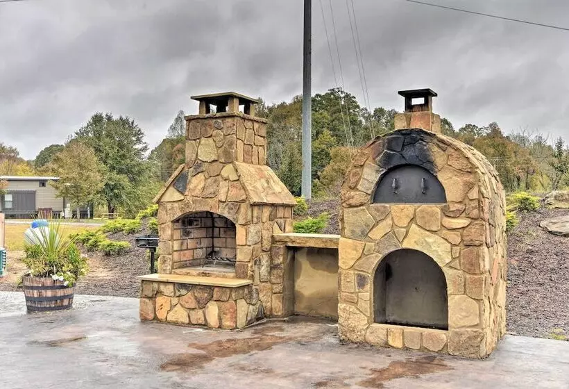 Secluded Morganton Tiny Home W/ Grills!