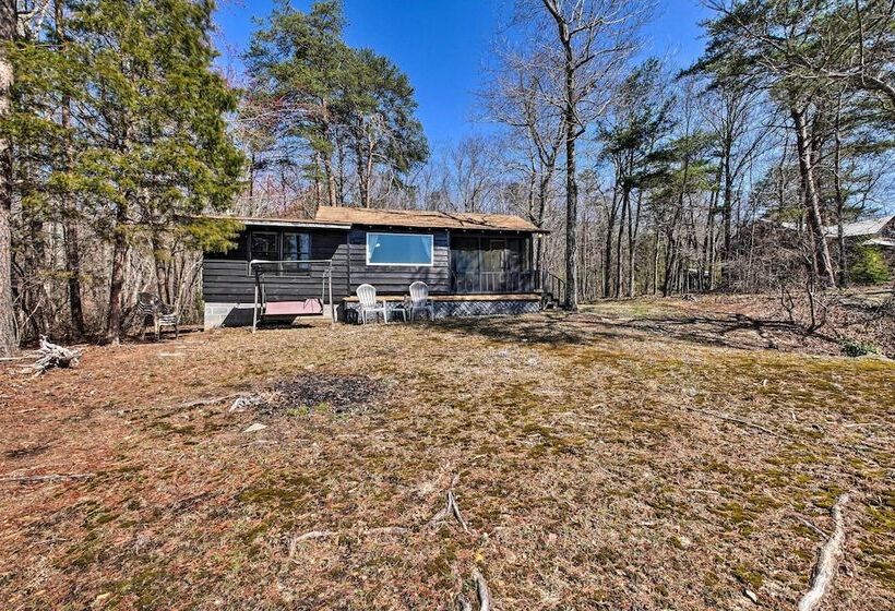 Secluded Ridgetop Hideaway W/ Valley Views!