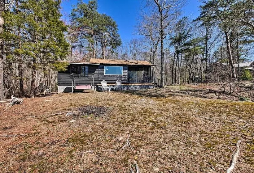 Secluded Ridgetop Hideaway W/ Valley Views!