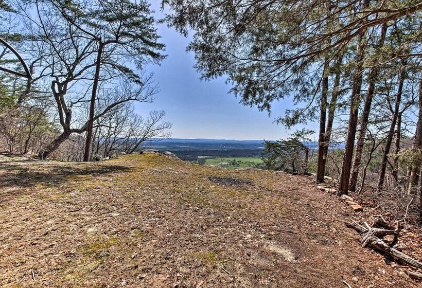 Secluded Ridgetop Hideaway W/ Valley Views!