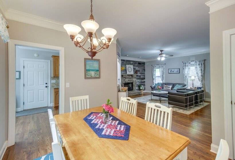 Serene Shores  Lakefront House W/ Dock!