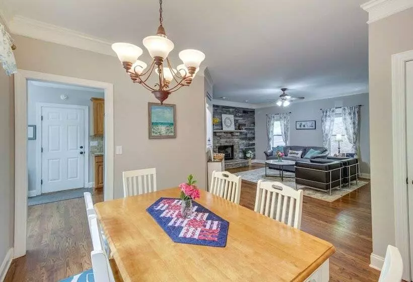 Serene Shores  Lakefront House W/ Dock!