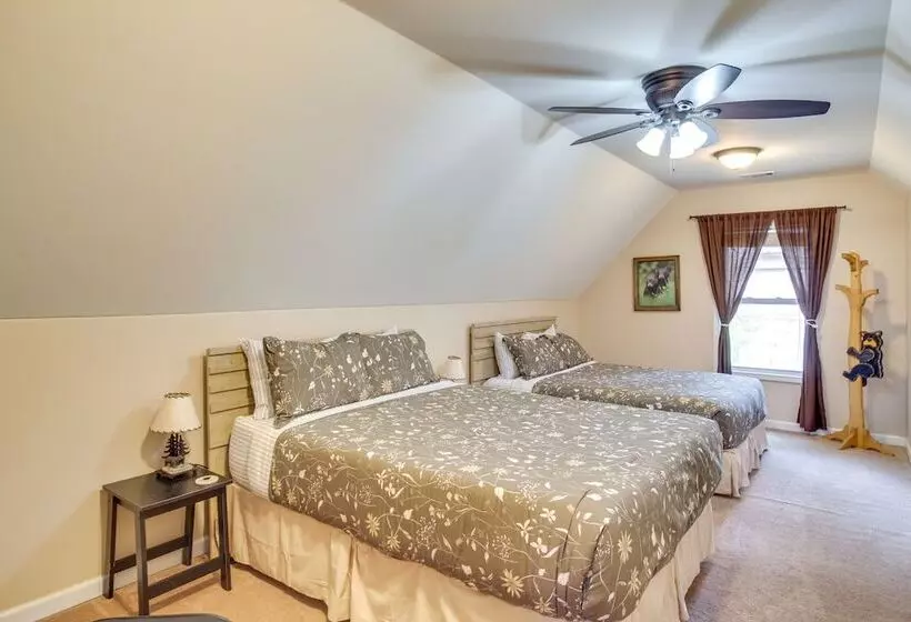Serene Shores  Lakefront House W/ Dock!