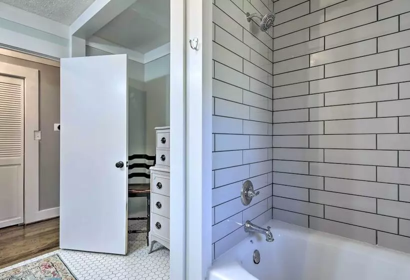 2 Mi To Lake: Blue Ridge  Yellowbird Cottage