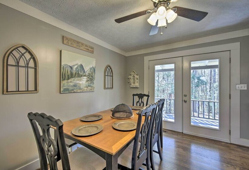 2 Mi To Lake: Blue Ridge Yellowbird Cottage