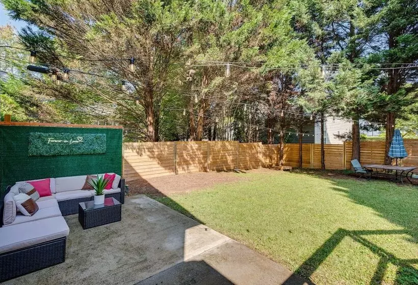 Smyrna Home W/ Deck & Patio: 17 Mi To Downtown Atl