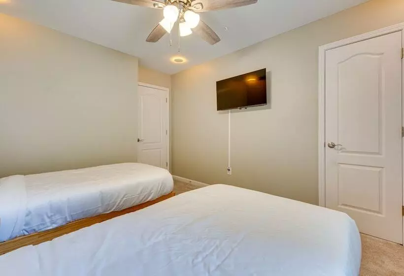 Smyrna Home W/ Deck & Patio: 17 Mi To Downtown Atl