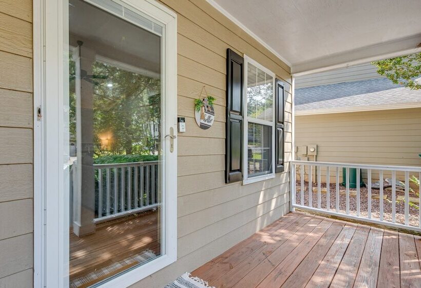 Smyrna Home W/ Deck & Patio: 17 Mi To Downtown Atl