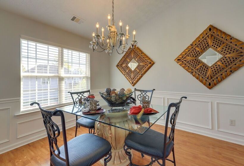 Spacious Georgia Home W/ Deck, Grills & Fireplace!