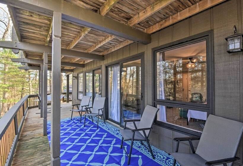 Spacious & Newly Remodeled A Frame W/ 2 Decks