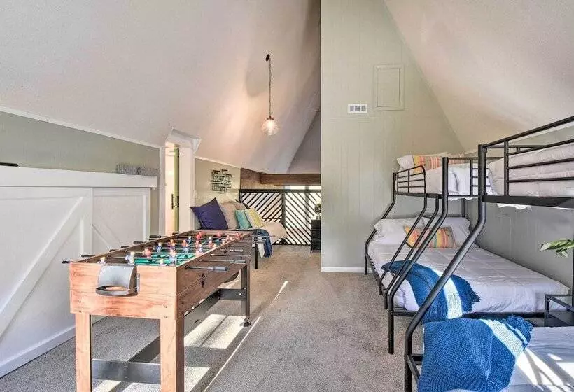 Spacious & Newly Remodeled A Frame W/ 2 Decks