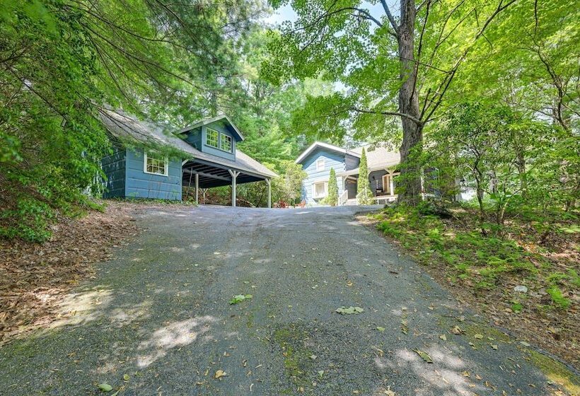 Spacious Sky Valley Home With Resort Perks!