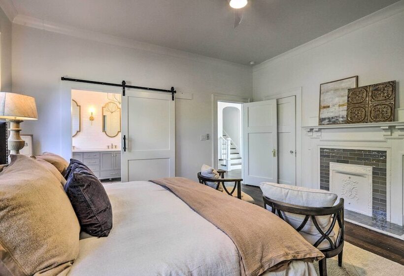 Updated Columbus Home < 3 Mi To Downtown!