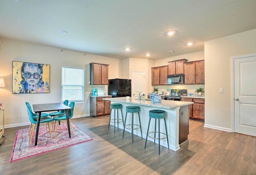 Villa Rica Retreat W/ Deck ~ 33 Mi To Atlanta