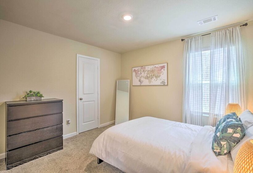 Villa Rica Retreat W/ Deck ~ 33 Mi To Atlanta