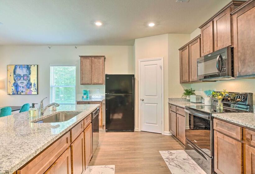 Villa Rica Retreat W/ Deck ~ 33 Mi To Atlanta