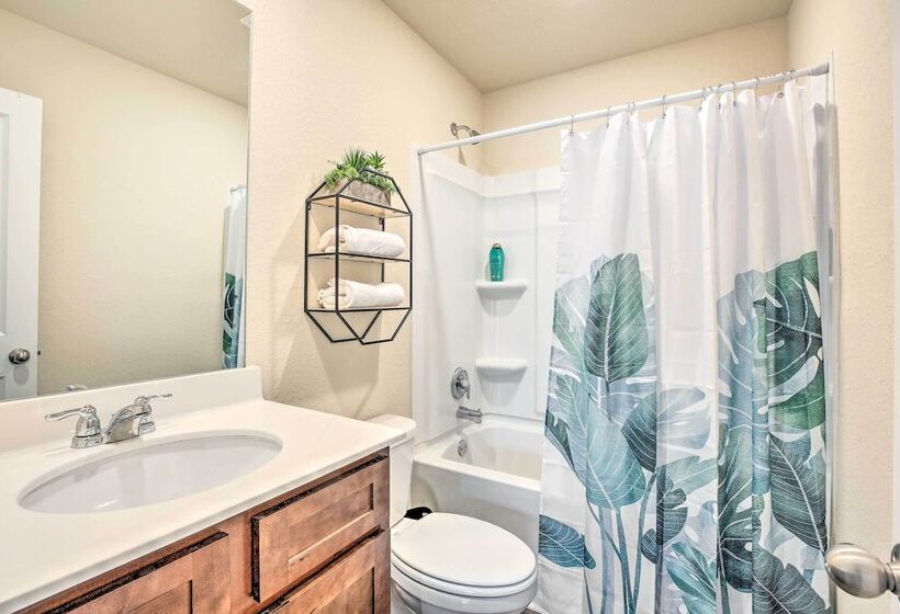 Villa Rica Retreat W/ Deck ~ 33 Mi To Atlanta