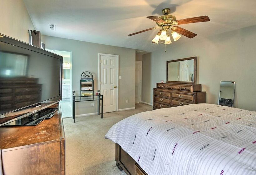 Virginia Beach Family House < 1 Mi To Golf Club!