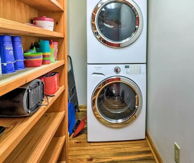 Waterfront West Point Lake Cabin W/ Private Dock!