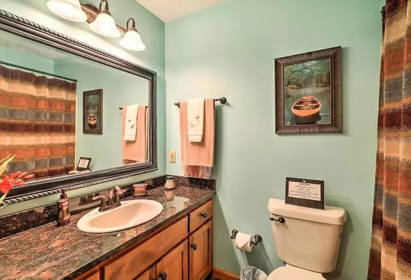 Waterfront West Point Lake Cabin W/ Private Dock!