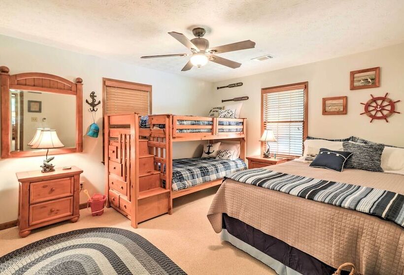 Waterfront West Point Lake Cabin W/ Private Dock!