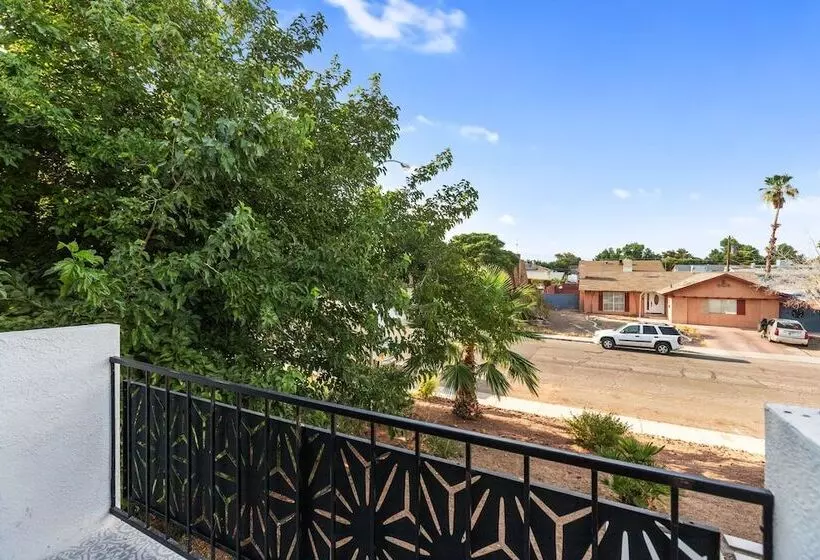 Retkeilymaja Excellent Location 4 Rooms Home   8 Min To Strip And 5 Minutes Lv Convention