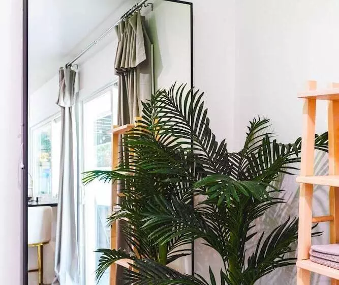 Retkeilymaja Excellent Location 4 Rooms Home   8 Min To Strip And 5 Minutes Lv Convention