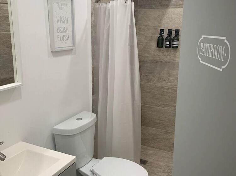 ユースホステル Hola