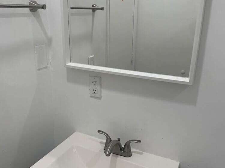 ユースホステル Hola